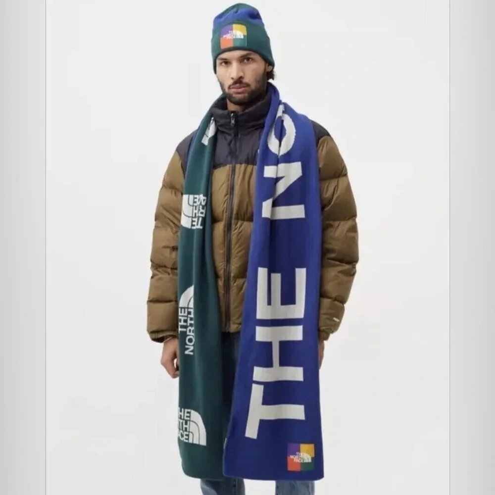 The Northface Color Block Scarf TNF Blue / Green OS Logo 96” x 12” - NEW - Picture 1 of 6
